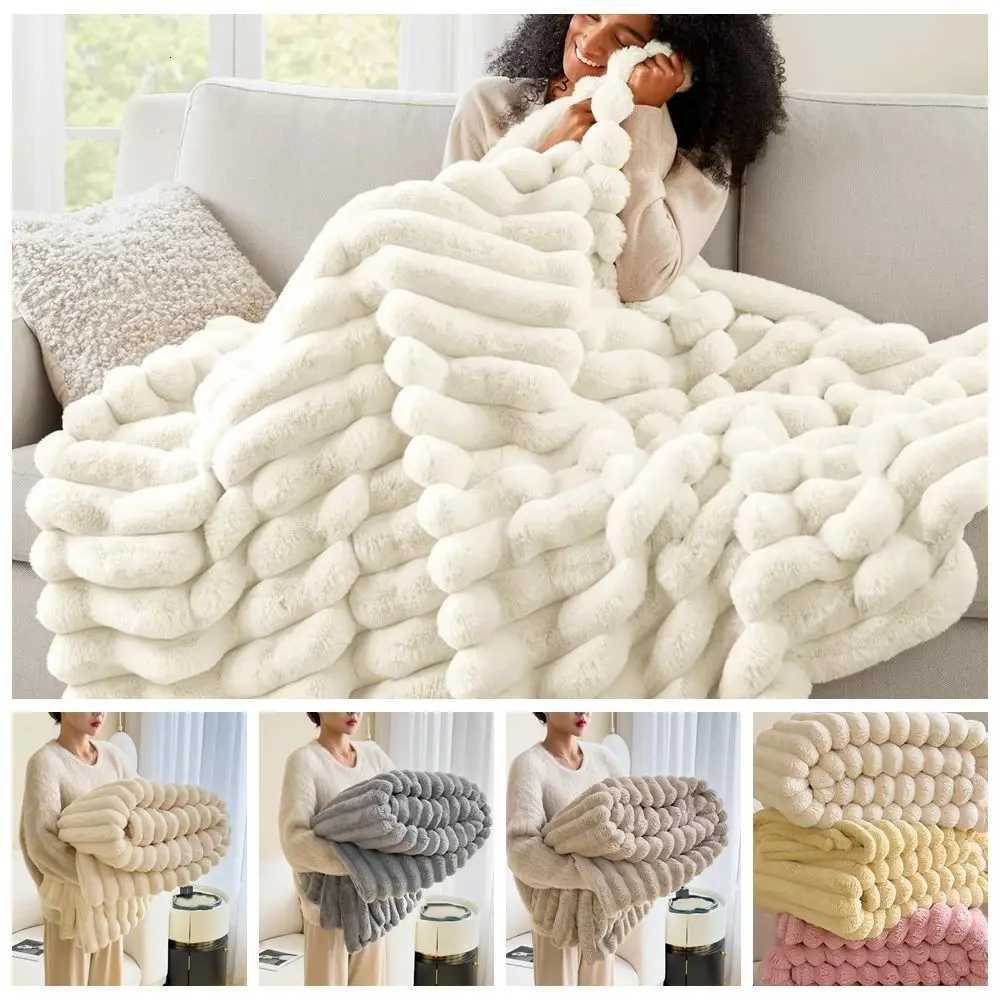 Warm Plush Striped Blankets Conditioning Quilt Fluffy Throws Ultra Soft Faux Rabbit Fur Throw Blanket for Couch Chair Sofa C251011