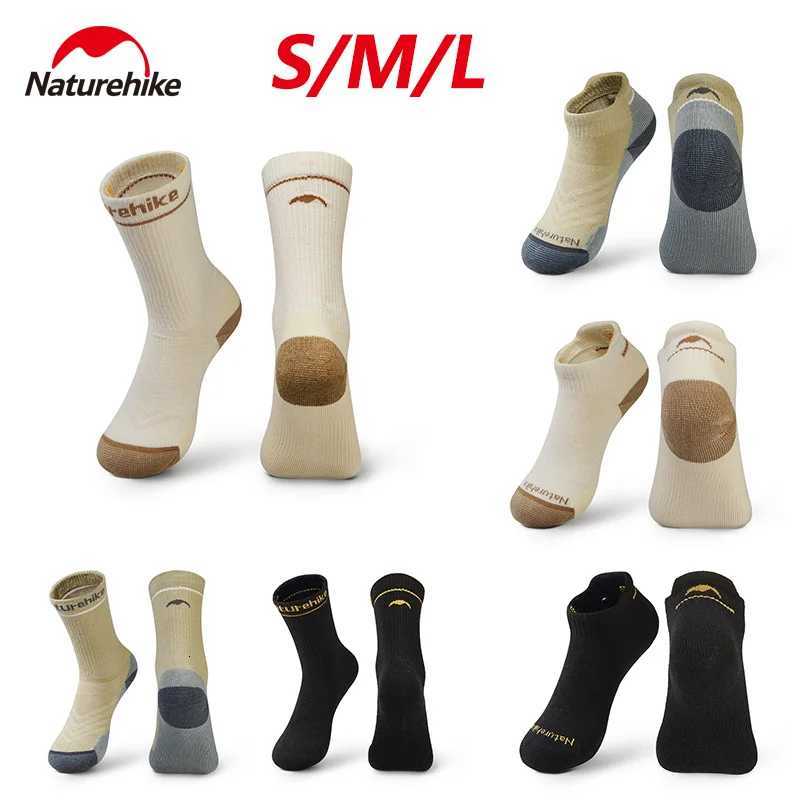 Naturehike Merino Wool Socks Ultralight Warm Thermal Men Womens MidCalf Breathable Outdoor Running Hiking Daily Socks WinterW251011