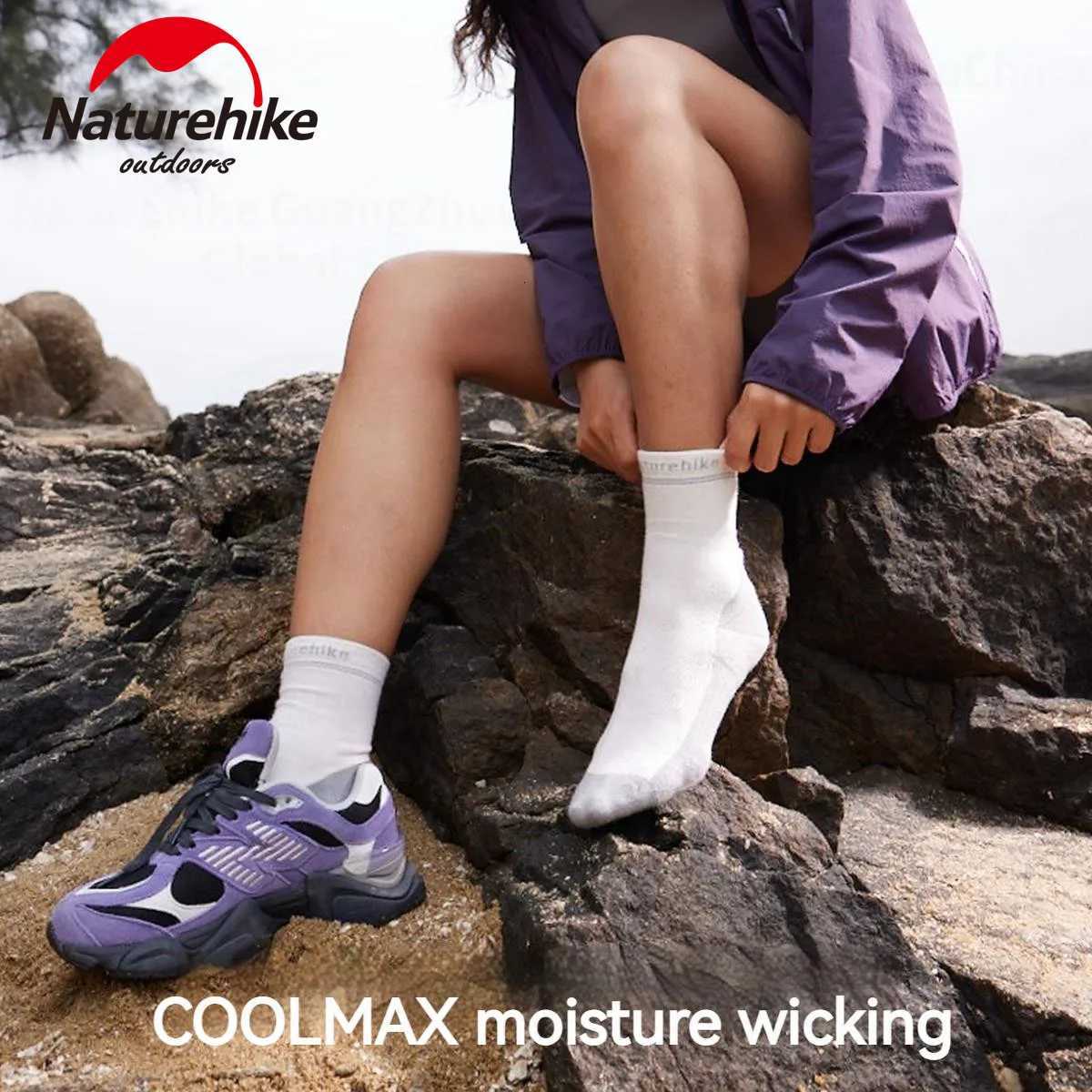 Naturehike Cycling MidCalf Socks shock absorption for Men Women 1pair Bicycle Cycling Running Sports Cotton Socks BreathableW251011