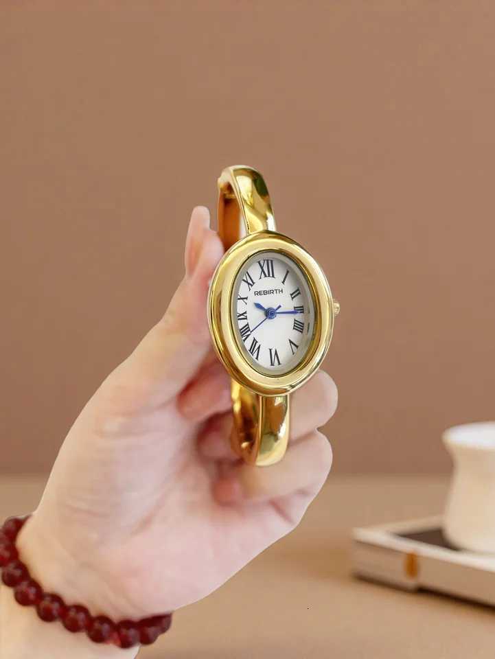 Casual Versatile Simple and Fashionable Roman Scale Display Womens Watch Y251011