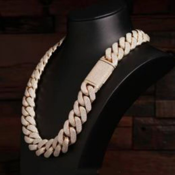 Custom Lock Heavy Weight 24mm 25mm Iced Out Cuban Link Chains Gold Plated 925 Silver Pass Diamond test VVS Moissanite Chains