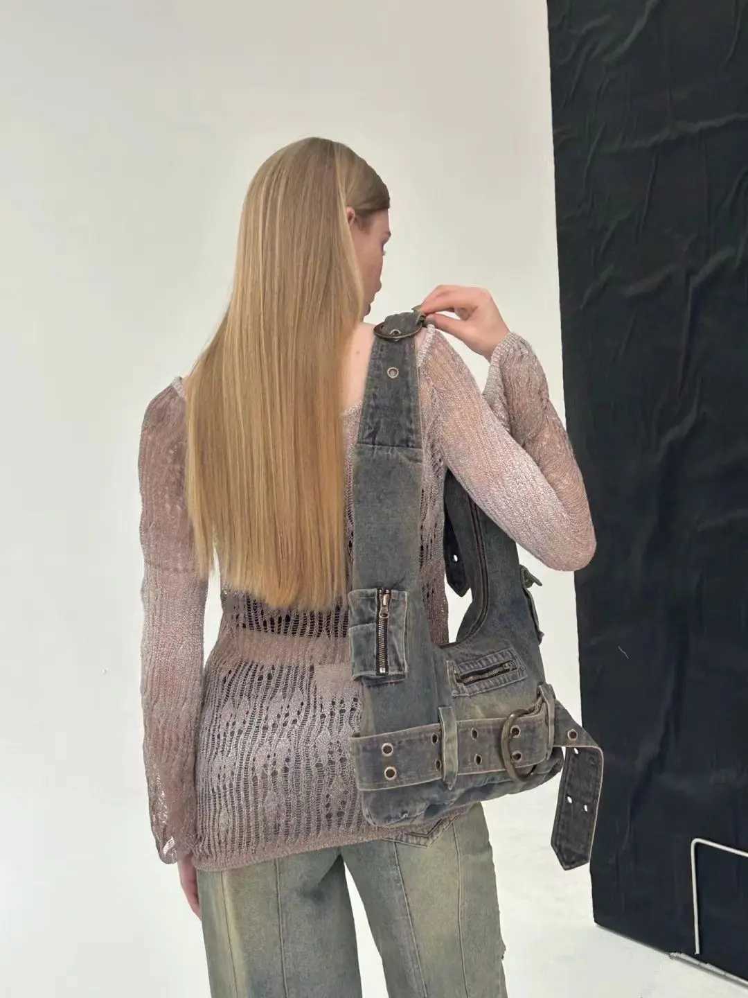 Women Vintage Denim Punk Shoulder Bag Design Y2k Black Grunge Handbag for Cool Girls Retro Lady Gothic Underarm Bags Motor Style L251010