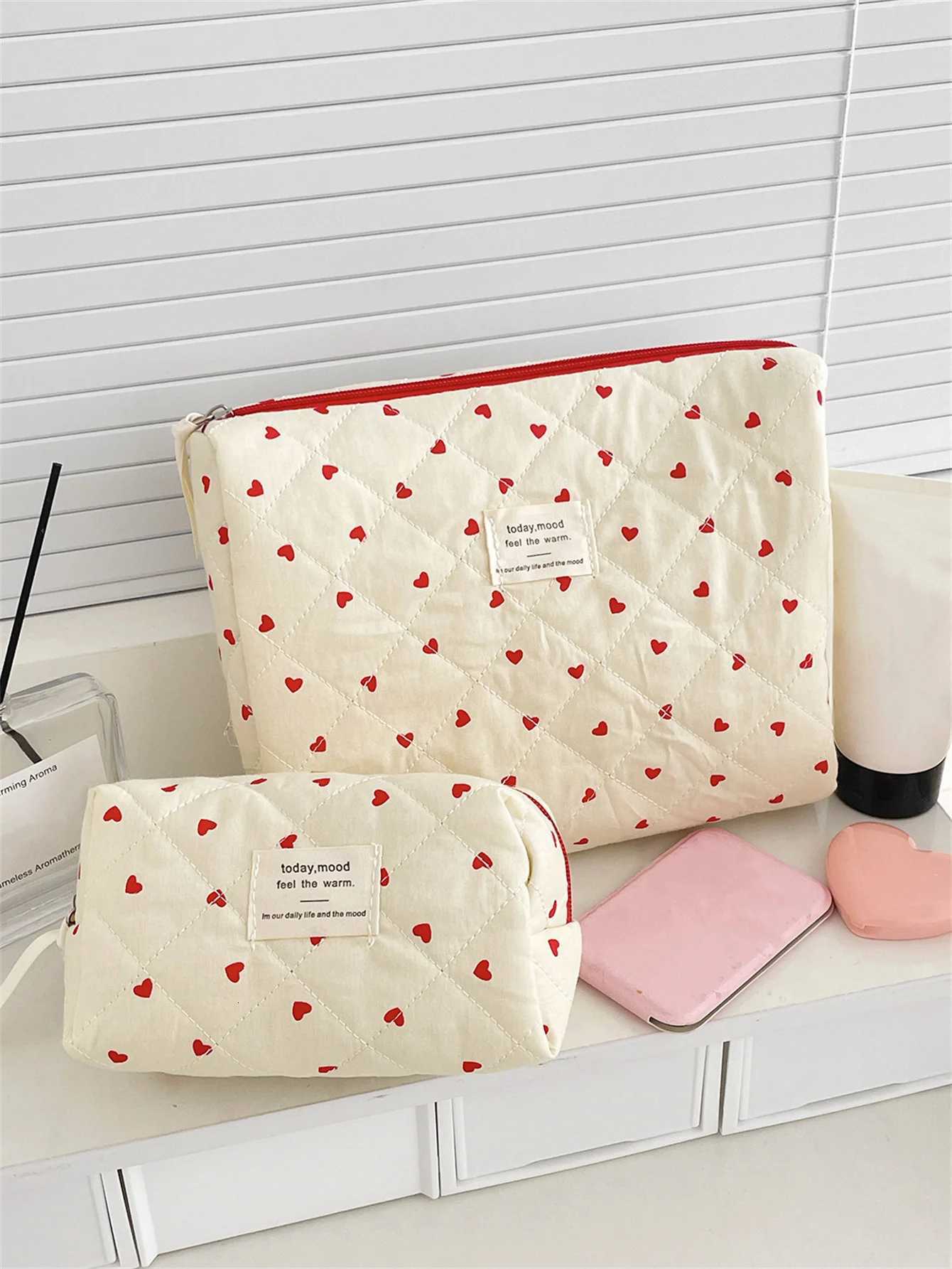 1 pc Korean Style Mini Red Makeup Bag Portable Wen Cosmetic Tools Storage Pouch Travel Small Makeup Holder B Bag Wit D251011