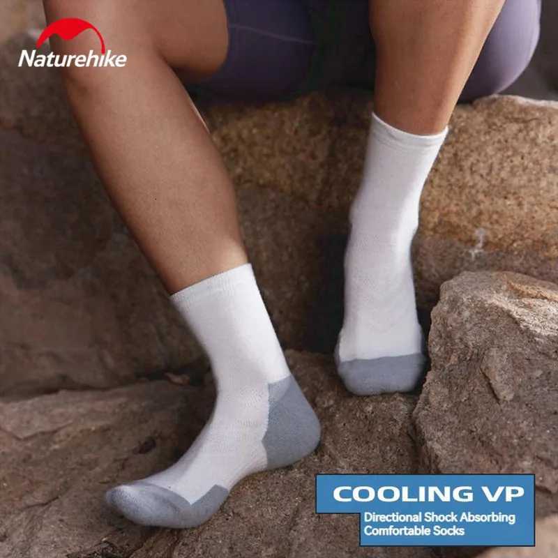 Naturehike Sports Socks QuickDrying Short Long Socks Men Women Outdoor Cycling Hiking Socks Absorbent Comfort Autumn WinterW251011