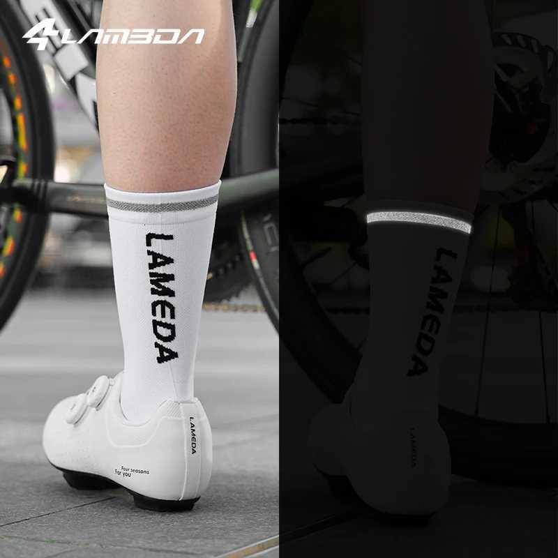 LAMEDA Sports Socks Sweatabsorbent and Breathable Outdoor Cycling Midcalf Socks for Men and Women Reflective Sports SocksW251011