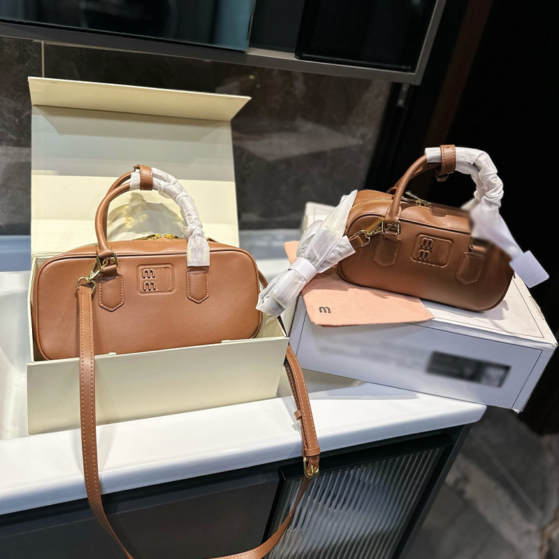 Designer Shoulder Bag,This stylish bowling bag that can be carried by hand or crossbody is perfect for daily outings,Suede Handbags.