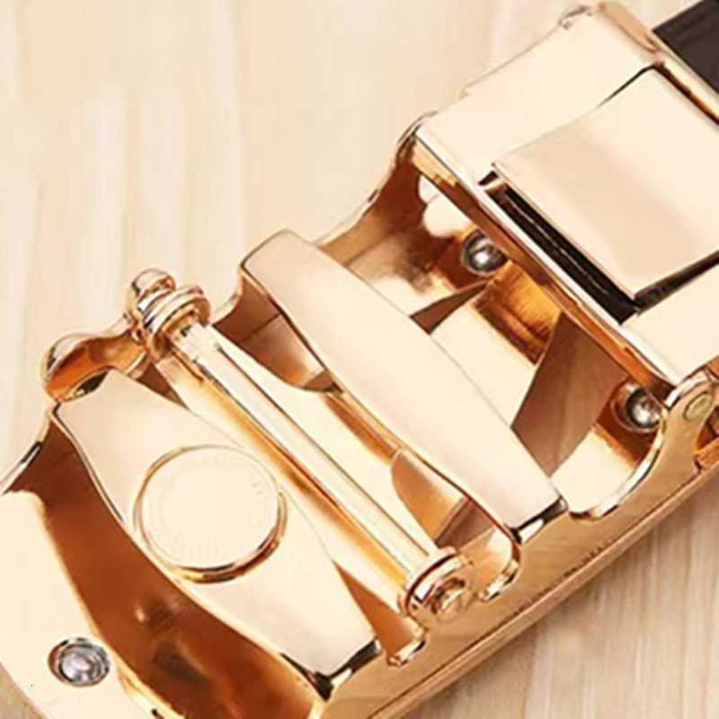 Mens Genuine Leather Belt Automatic Buckle Women Strap Fashion Versatile Younth Female Male White Black Red Pants Belts Z251011