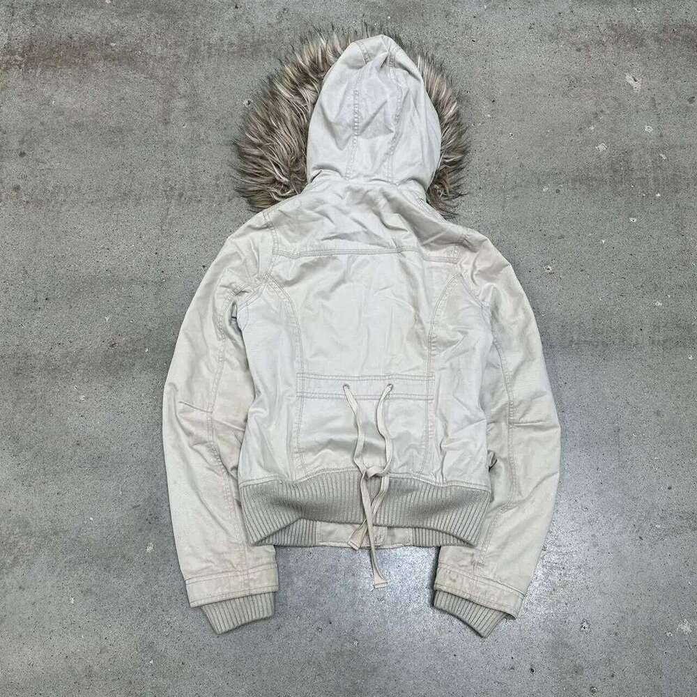 American Street Retro Fur Lined Hooded Jacket Womens White Zipper Coat Warm Plush Gothic Fashion Casual Y2k Style Coats
