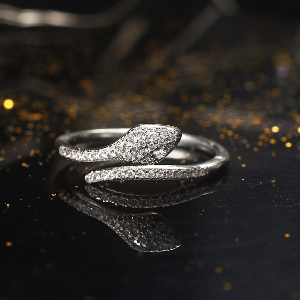 Designer Rings Red Eyes Snake Animal Rings for Women Girl Zircon Diamond 18K Gold Silver Color French Light Luxury Ring Brand Desing Animal Jewelry Gi