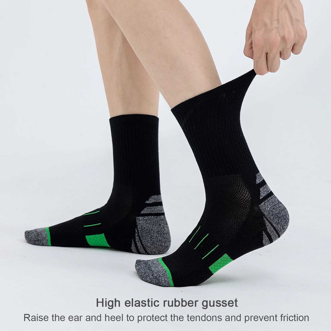 5 Pairs Mens Socks Hiking Black Sports Basketball Socks Casual Soft Running Summer Absorb Sweat Breathable Male Sokken GiftsW251011