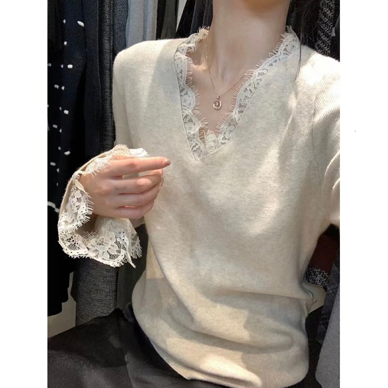 2025 Autumn/Winter New Top Lace V-neck Long sleeved Knitted Sweater Designer Luxury design Jacket Basic Shirt Autumn/Winter New Inner Basic Shirt Swea