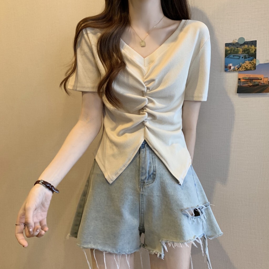Plus Size Irregular Short Sleeve T-shirt For Designer Hoodie Women Summer Fat Sister Slimming Belly Covering Design Designer Shirt Sense Pleated Split V-neck Top