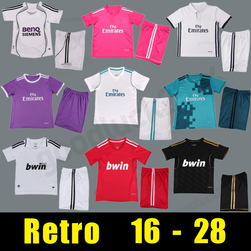 Retro Kids classic Real soccer jerseys 17 18 Ronaldo 12 14 15 16 BENZEMA MARCELO KAKA BALE CARVAJAL SERGIO RAMOS Madrids 97 98 04 05 06 FIGO ZIDANE football shirt child