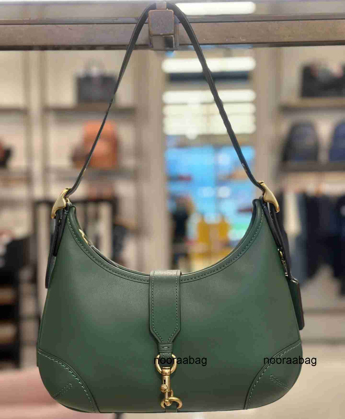 Hamptons Hobo Hight Quality Half Moon Crossbody Designer Women Hobos Handbag Leather Underarm Shoulder Cross Body Originals Totes Wallet Bag