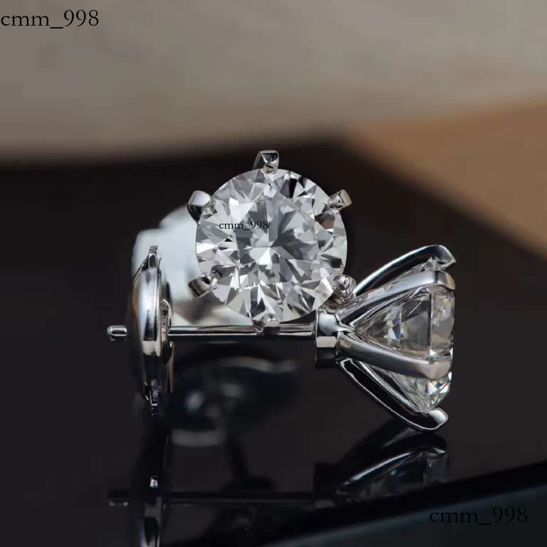 Hot S Sier D Color 6mm Moissanite Earrings Classic Four Claw Design Simple All-Match Accessories