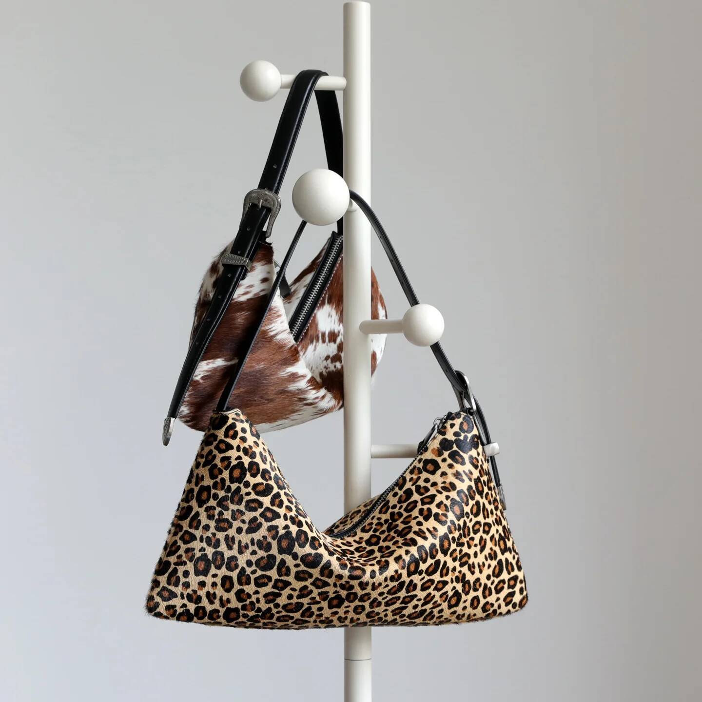 Autumn and Winter New Casual Style Designer Bag Luxury Bag Genuine Leather Cow Pattern Handbag New Retro Style Large Capacity Underarm Shoulder Bag