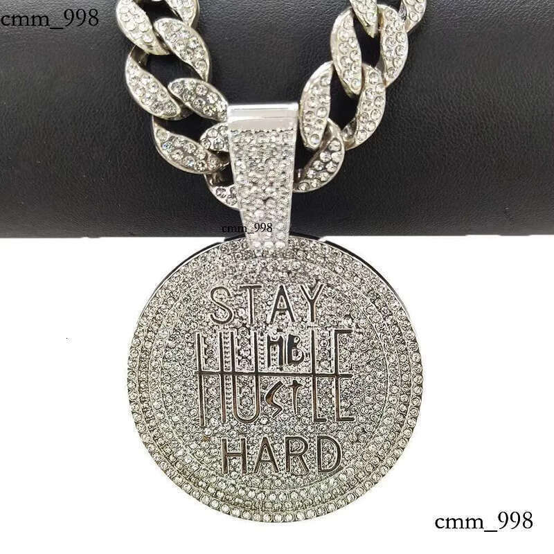 DHcollections Miami Chain Necklace With Pearl - Alloy Pendant For Various Ocns