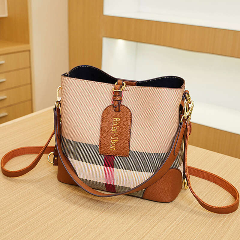 designer Luxury bag Hong Kong Brand Women 2025 New Large Capacity Genuine Leather Plaid Bucket Bag fashion Shoulder Crossbody Handbag