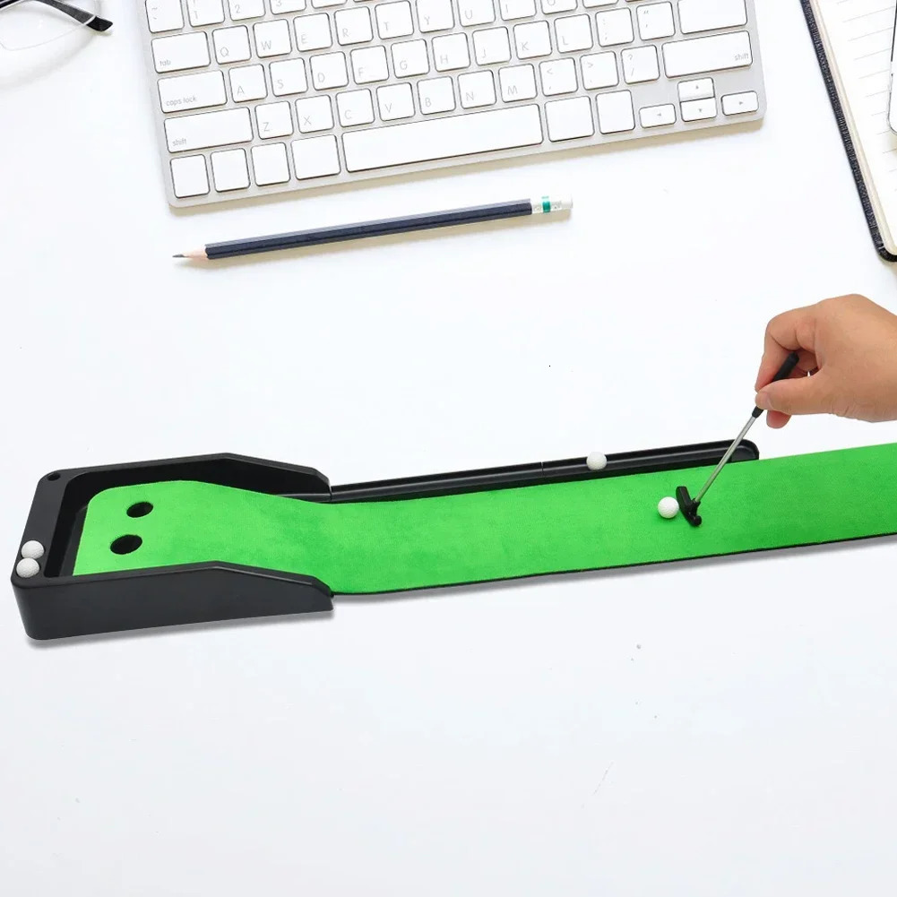 Golf Putting Training Mat WrinkleResistant Golf Desktop Putting Practice Set with Ball Return2 Holes Putting Green Indoor Set 251011