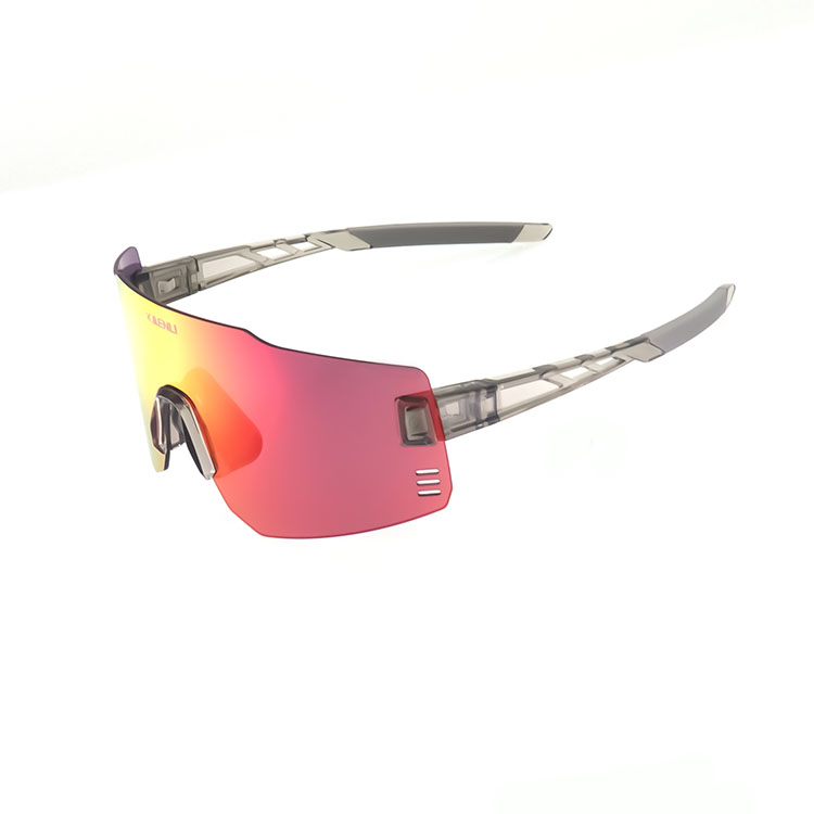 New style cycling goggles, comfortable to wear, fashionable and beautiful. The best accessory for challenging the limits Modern Design Protective Eyew