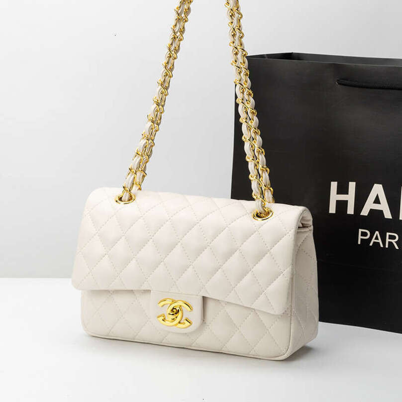 designer bag Luxury bag 2025 new Classic Quilted Versatile Genuine Leather Crossbody Small Chanel Style High-end Texture Women's Bag
