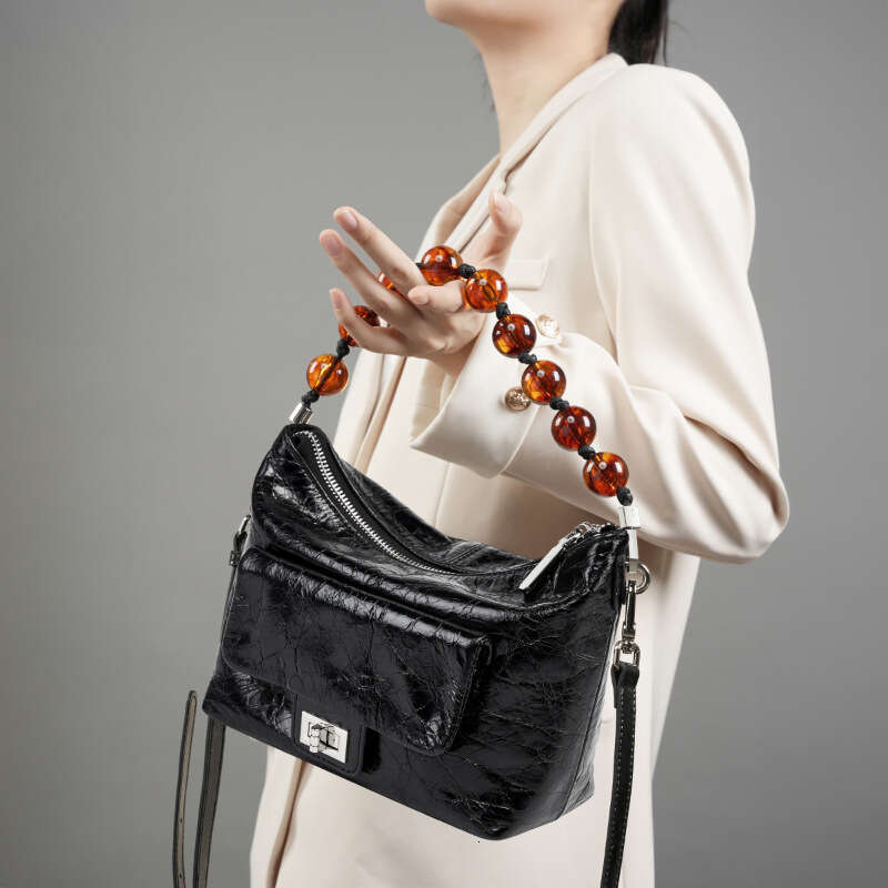 Luxury bag Chinese Style Beaded Chain Crossbody Shoulder Bag for Women New Oil Wax Leather Pleated Handbag