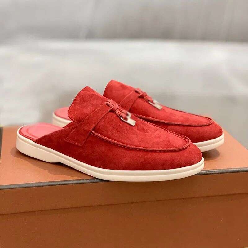 New Lightweight Closed-Toe Slippers Casual Single for Men Women Flat Large Size Shoes Black and Off-White