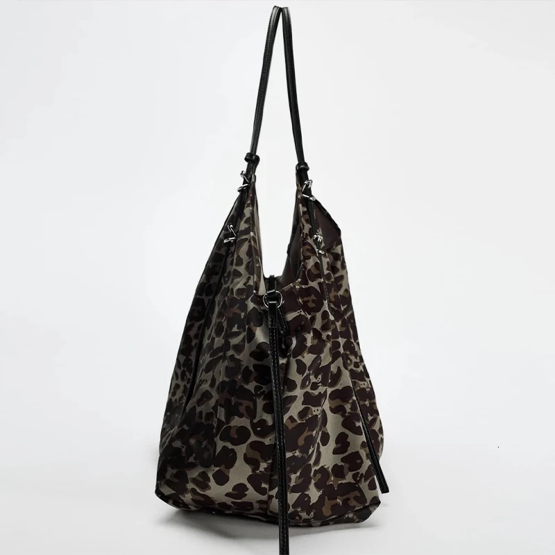 Leopard Print Cow Pattern Silk Satin Shoulder BagVersatile Stylish Lazy Tote BagNiche Large Capacity Shopping Bag 251010 - view 6