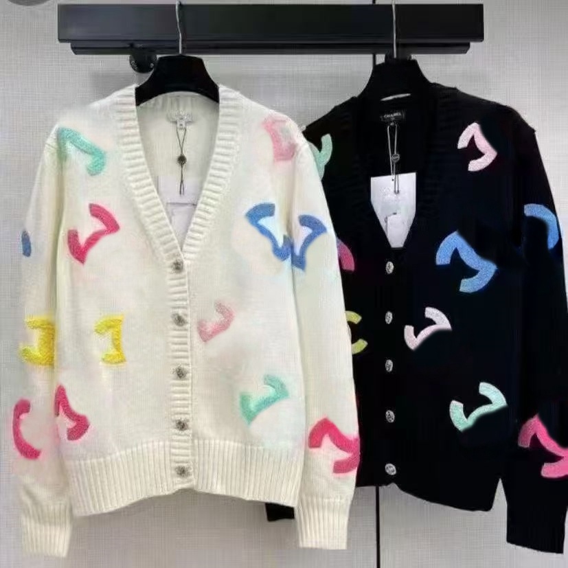 Autumn and winter loose knitted soft sweater cardigan fashionable and stylish versatile long sleeved cardigan knitted jacket