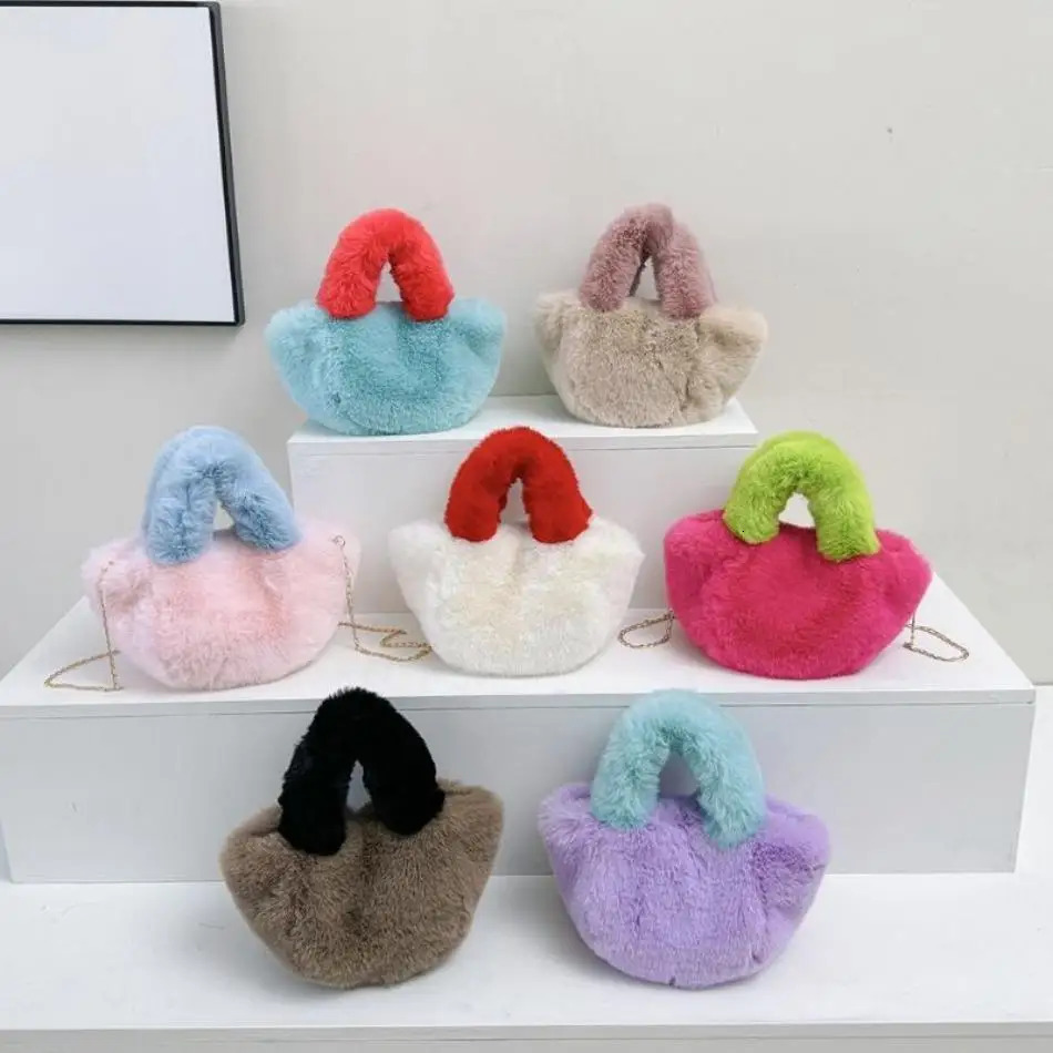 1 Pcs Womens Bag Autumn And Winter Fashionable Hairy Chain Handbag Shoulder Cross Bag Ladies Versatile Handbag 251104