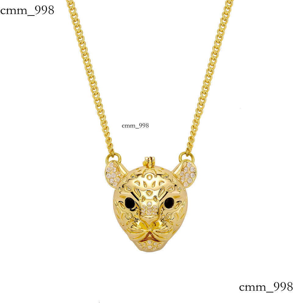 Hip Hop Animal Head Pendant Versatile Personality Moissanite chain Internet Celebrity Jewelry Sweater Chain Men's Necklace Women's