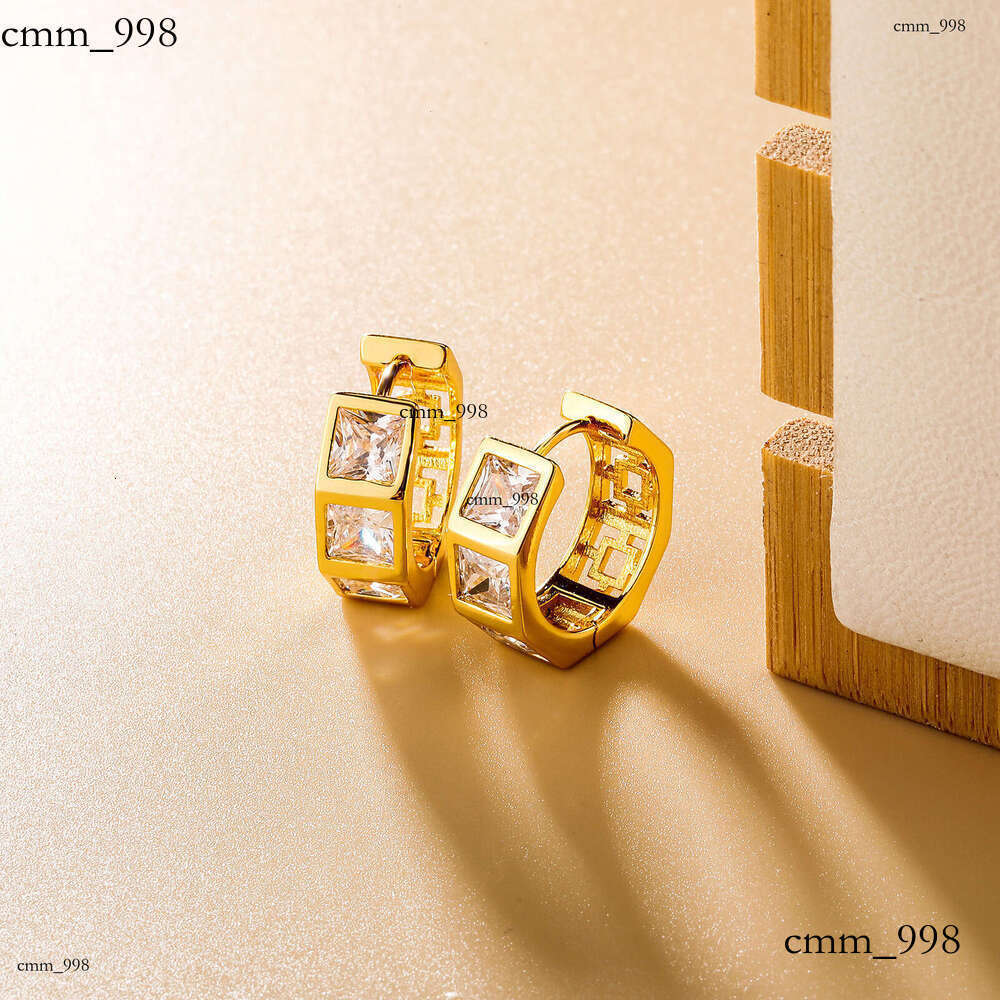 Korean Style Simple Niche Geometric Zircon Square Ear Cuffs Elegant Gold High-end Fashion Internet Celebrity Earrings
