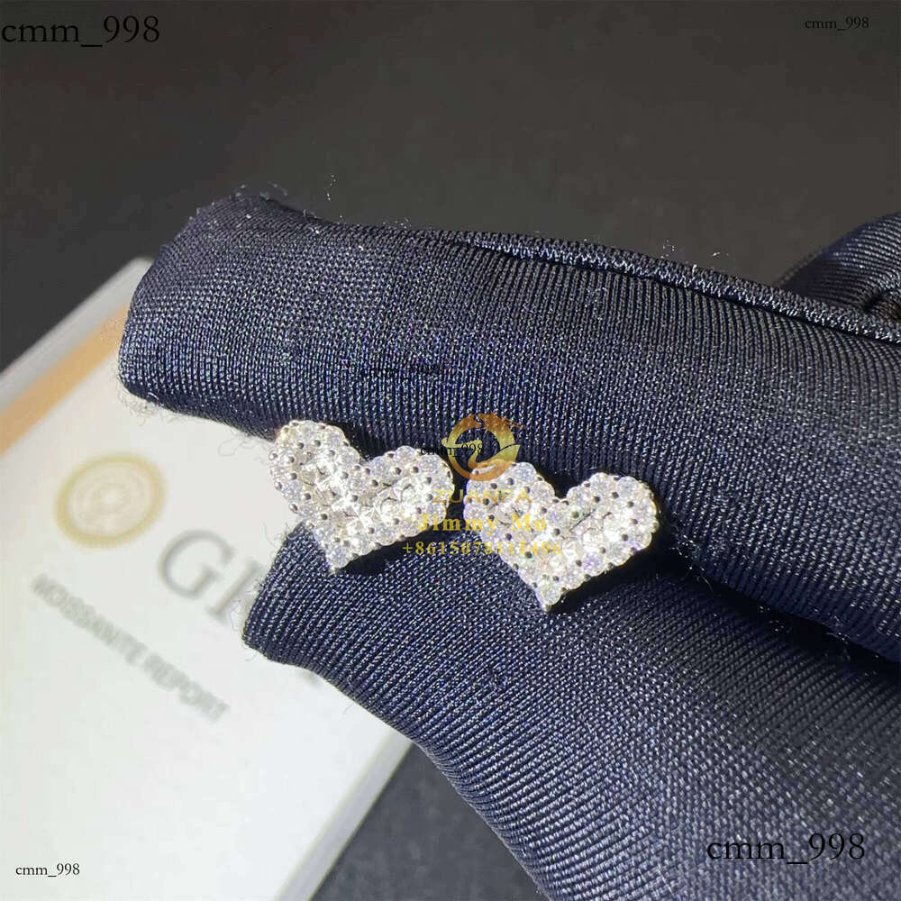 Wholesale Price Hip Hop Iced Out Style Jewelry Sier Vvs1 Moissanite Dia Heart Shape Stud Earrings Man Gift