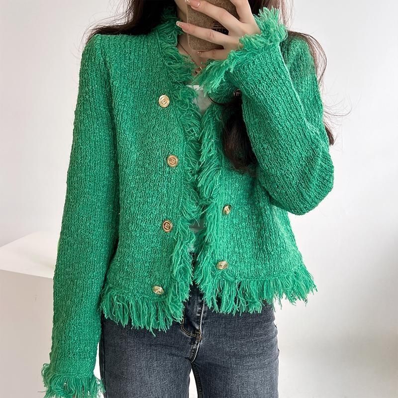 2025 luxury autumn and winter new top elegant social cardigan wool sweater designer jacket sweater jacket fashion white V-neck tassel design top