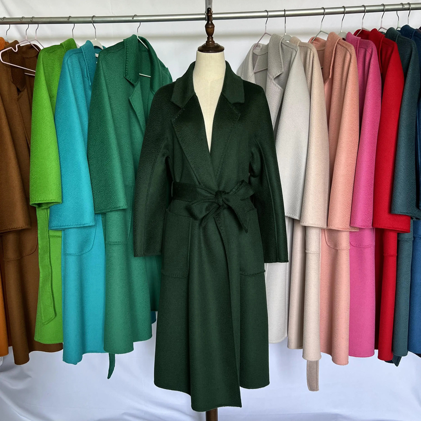 Cashmere Coat Female Winter MidLength Corrugated Coat Black Wool Coat Woman Autumn Casual Fashion Red Beige LaceUp Coat 251010