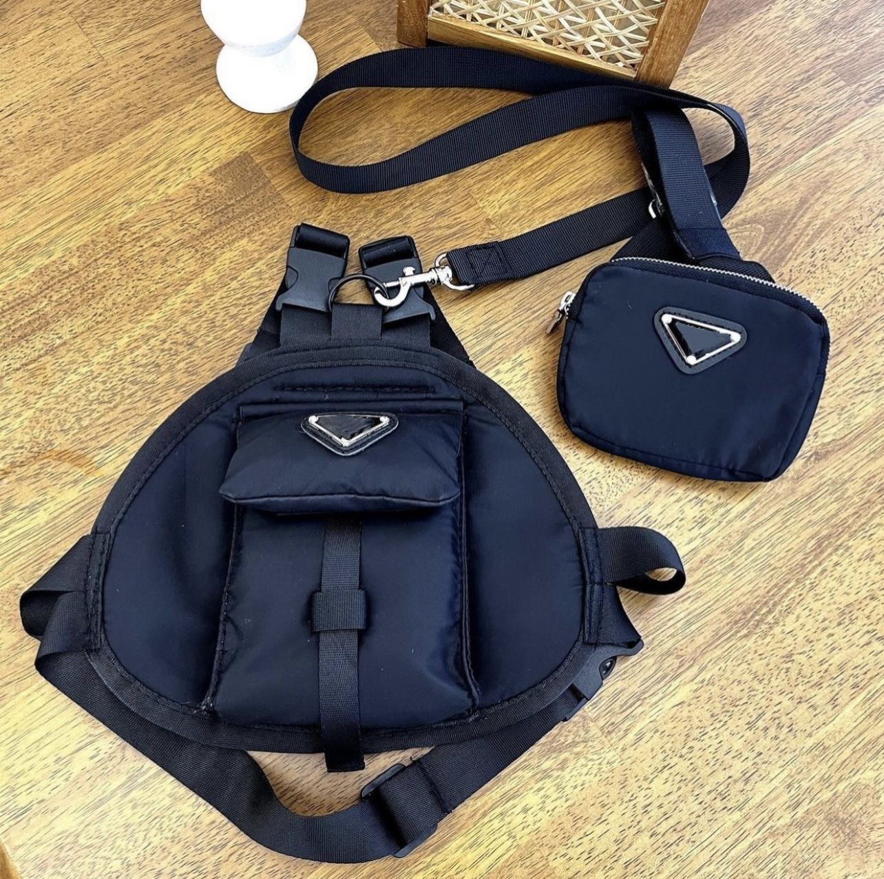 Designer with Leash Dog Snack bag Pet Self Carrier Adjustable Travel Hiking Walking Harness Backpack for Small Medium Dogs Black S(Fit:5-16lb) K14 Fre