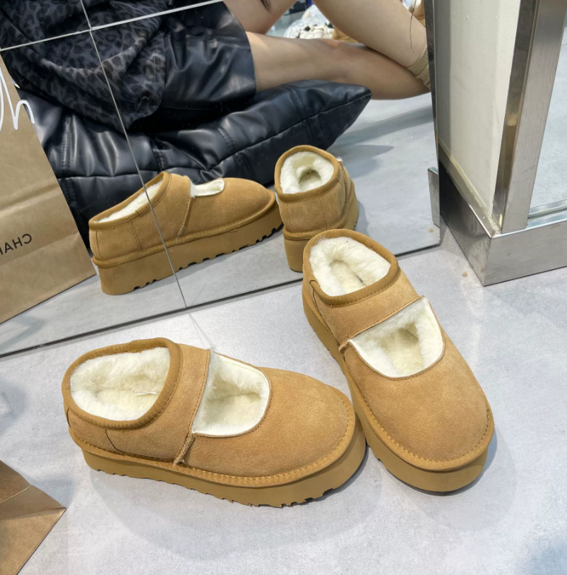 The new autumn and winter style of Mary Jane snow boots made of cowhide and wool thick-soled height-increasing casual anti-slip warm and fleece