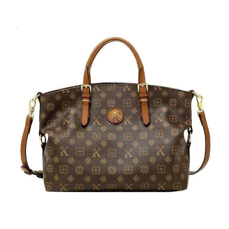 Designer bag for Ladies 2025 High-End Designer Fashionable Retro Handbag Shoulder bag Large Capacity Crossbody Tote Bag