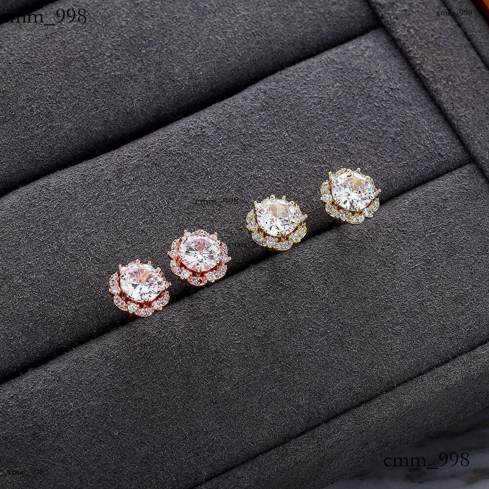 Fashion Men's Super Shiny Dia Iced Out VVS Needle Plum Blossom Inlaid Full Zircon Earrings Versatile Accessories