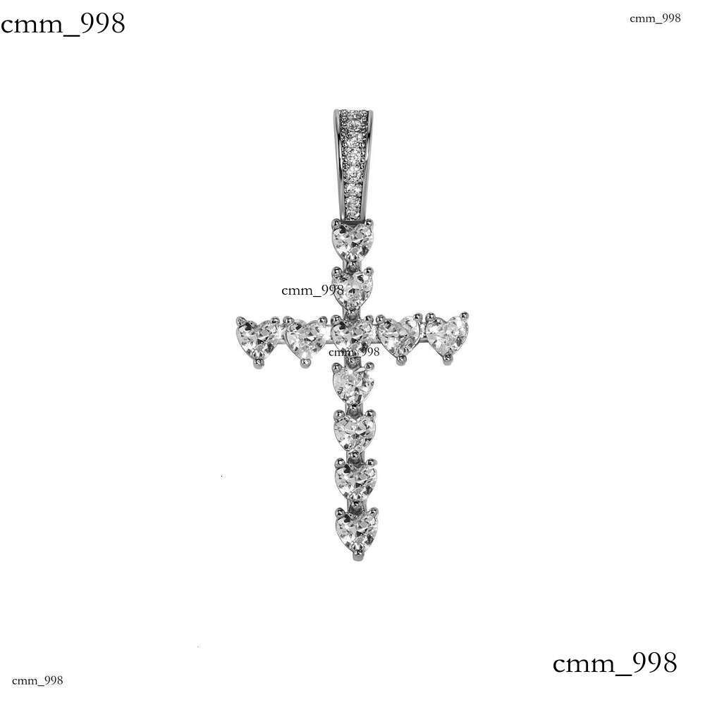 Heart Cross Pendant Simple Fashion Necklace for Men and Women Live Versatile Clavicle Chain
