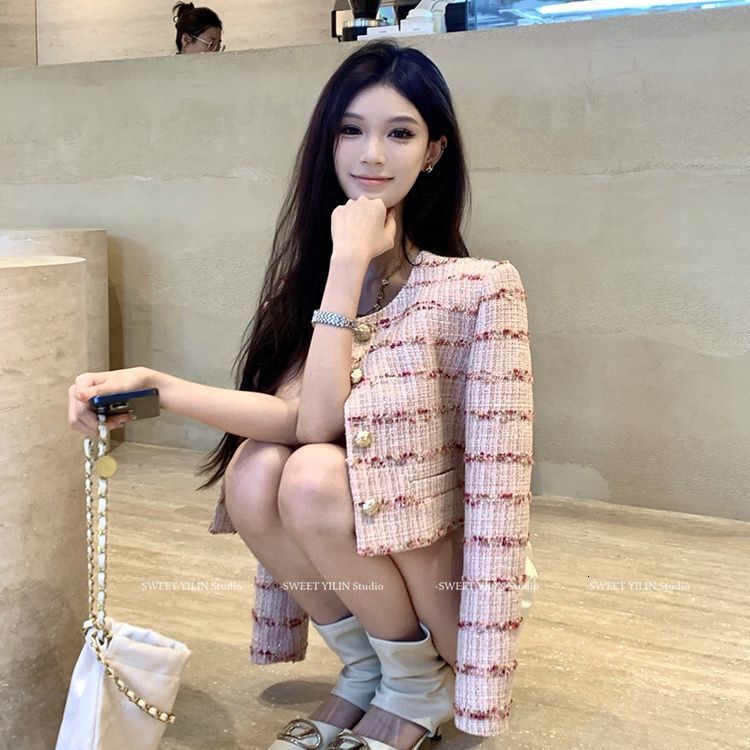 2025 Autumn/Winter Fashion New French Luxury Style Pink Girls' Short Top Autumn/Winter New Elegant Social Multi functional fashion Short Top