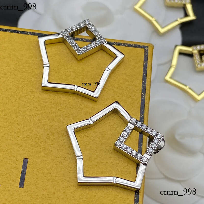 Designers Dia Stud Earrings Exquisite Ladies Letter Studs Earring Womens 14K Gold Sliver Earing Fashion Social Party Jewelry BSD2407042