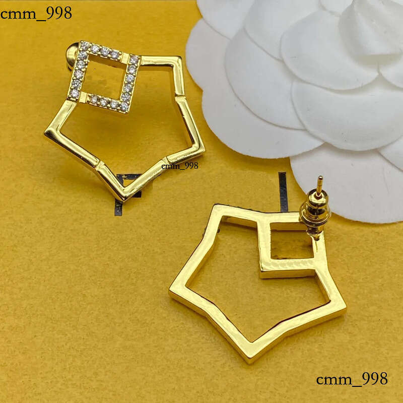 Designers Dia Stud Earrings Exquisite Ladies Letter Studs Earring Womens 14K Gold Sliver Earing Fashion Social Party Jewelry BSD2407042