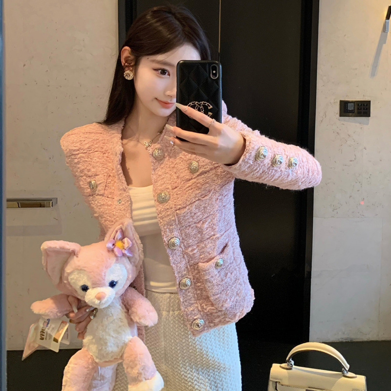 2025 Luxury Autumn Designer Jacket and Winter New Top French Elegant White Pink Long fashion Sleeve Knitted Women's Jacket