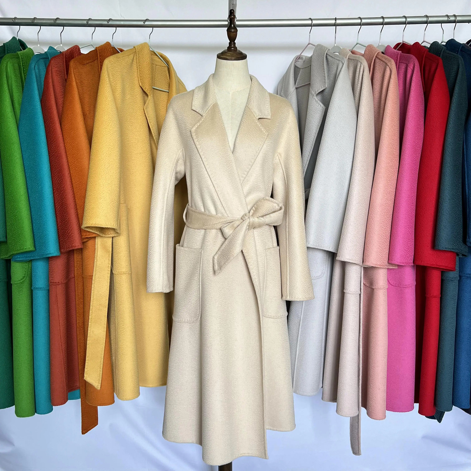 Cashmere Coat Female Winter MidLength Corrugated Coat Black Wool Coat Woman Autumn Casual Fashion Red Beige LaceUp Coat 251010