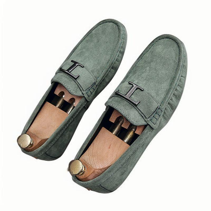 Free shipping new bean shoes men all kinds of casual shoes cover foot shoes breathable soft sole soft leather shoes