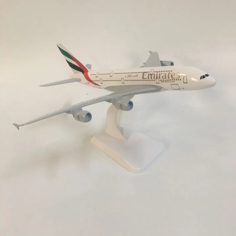 JASON TUTU 20CM United Arab Emirates Airline airbus A380 Plane Airplane Model Aircraft Model Diecast Metal Planes Collect Gifts 251011