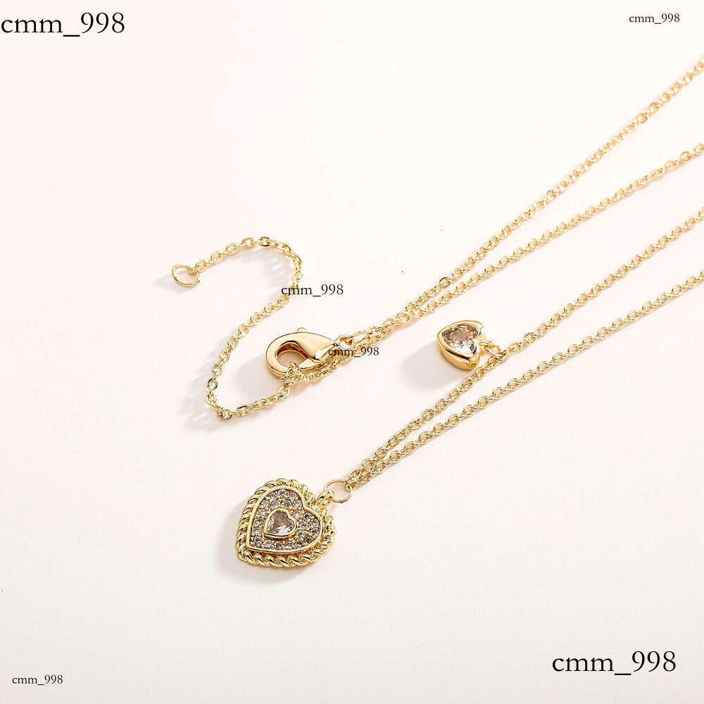 French Romantic Necklace Trendy High-end Niche Peach Heart Micro-inlaid Pendant Clavicle Chain Gold Jewelry