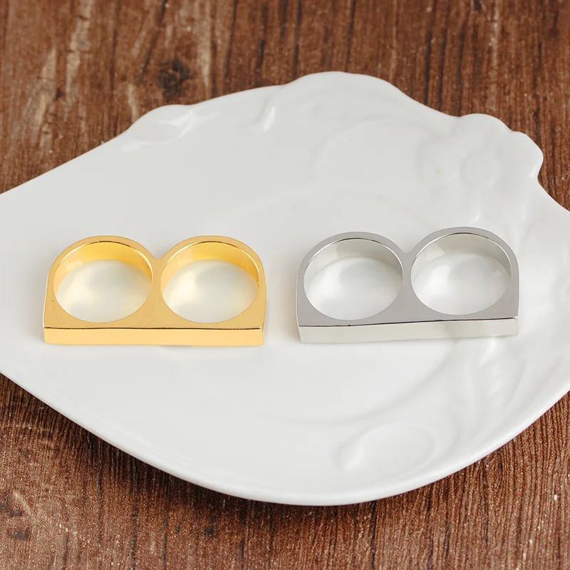 Punk WomenMen Two Fingers Rings Personality Hip Hop Stainless Steel Brass Knuckles Fashion Ring Jewelry 251013