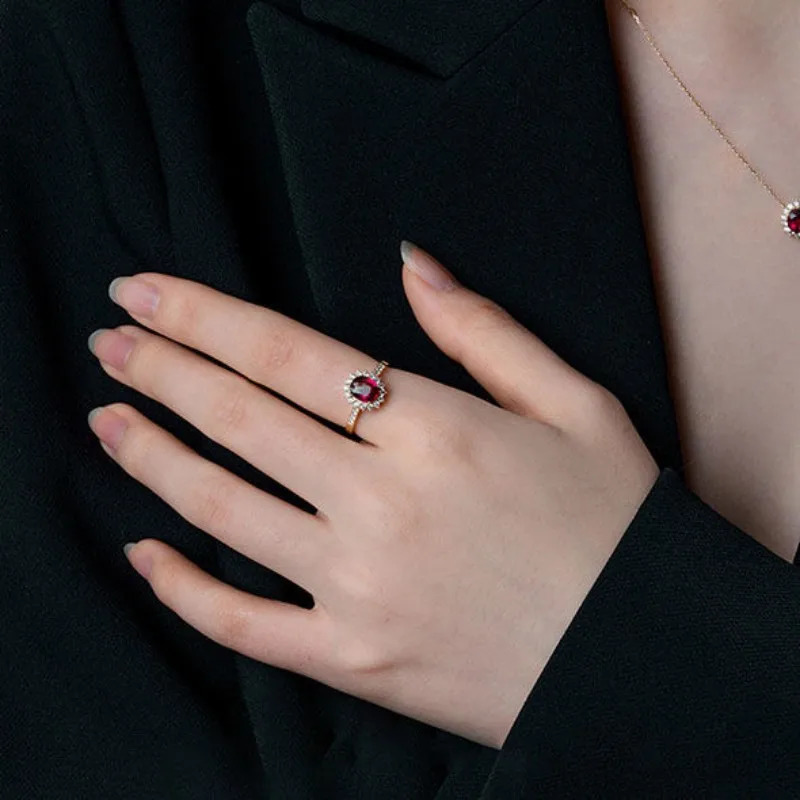 CCFJOYAS 100 925 Sterling Silver 18k Gold Plated Retro ruby Ring for Women Exquisite Oval Rose Red Zircon Vintage Finger Rin 251010